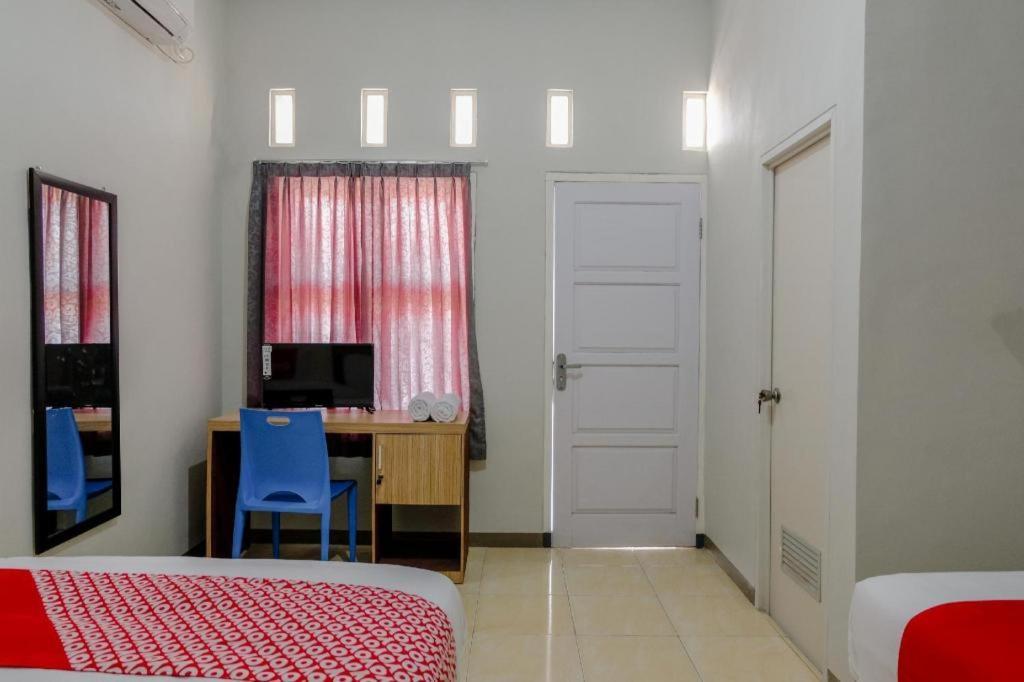 Capital O 1475 Oemah Jawa Family Residence Jember Ngoại thất bức ảnh