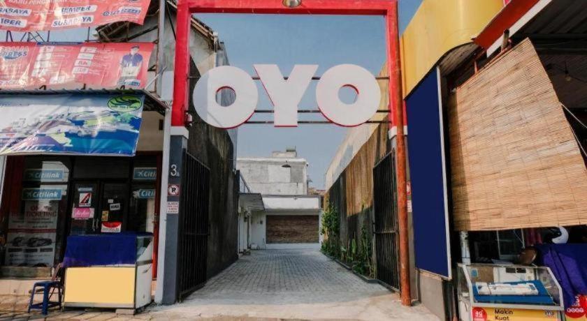 Capital O 1475 Oemah Jawa Family Residence Jember Ngoại thất bức ảnh